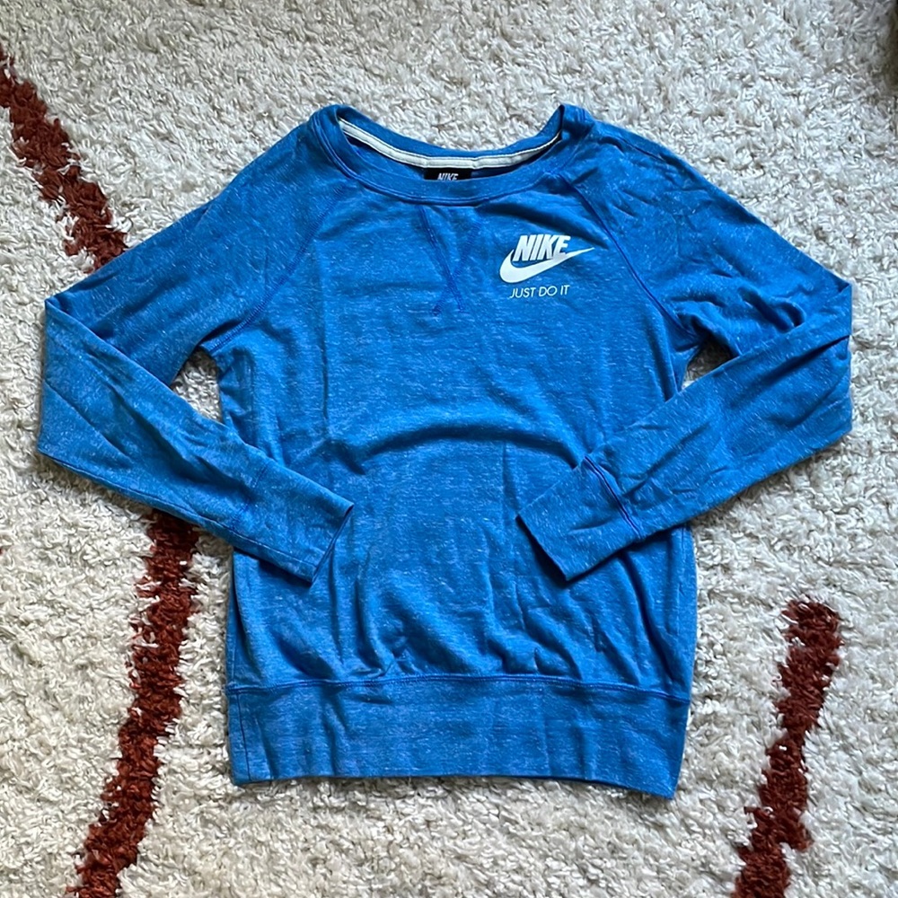 Nike Women’s Long Sleeve T-Shirt Blue XS